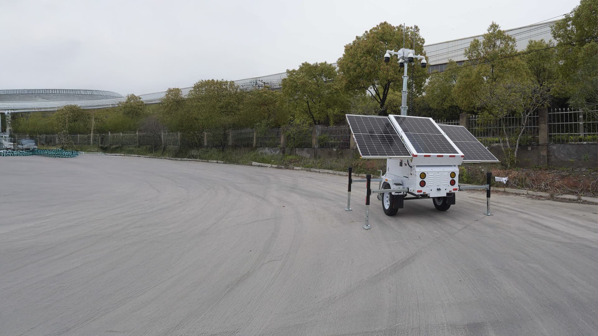 PSP AI camera tower monitoring a construction site